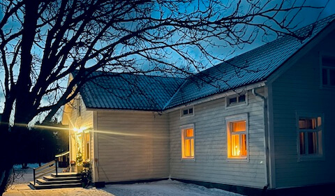 Hiljaisuuden retriitissä saa rauhoittua ja hiljentyä omaan sisäiseen maailmaan, kohdaten samalla Jumalan. L...