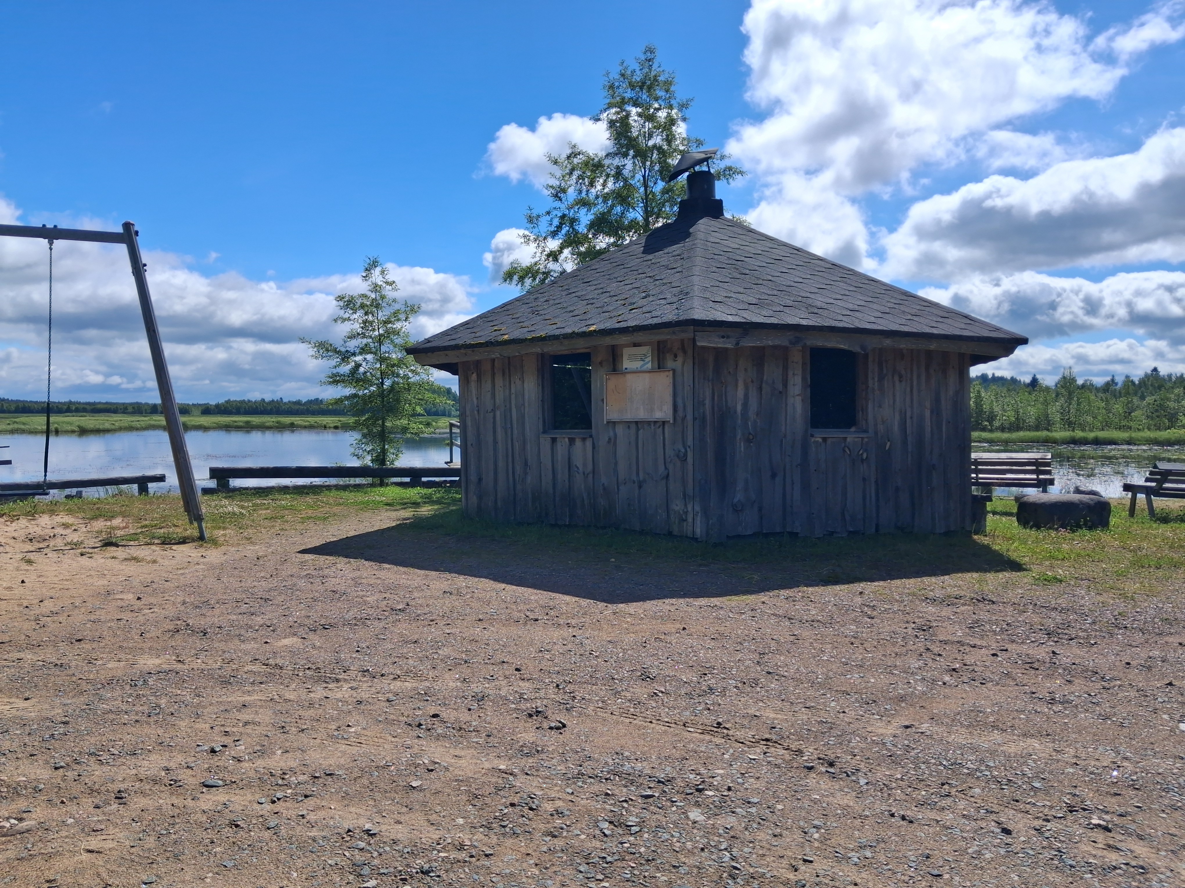Läntisrannan laavu